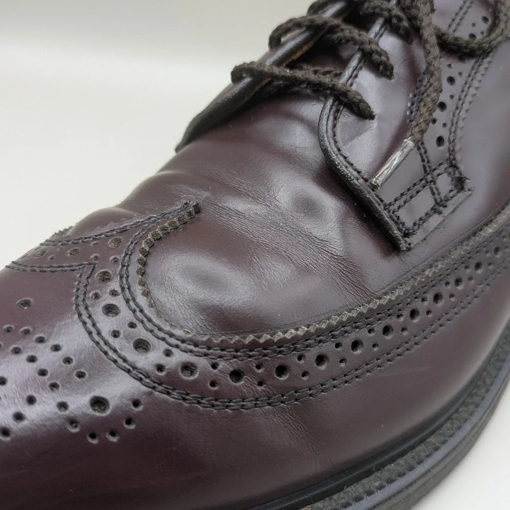 Vtg Dexter Dark Burgandy Wingtip Oxfords 100% Leather Made in the USA Size 8 1/2